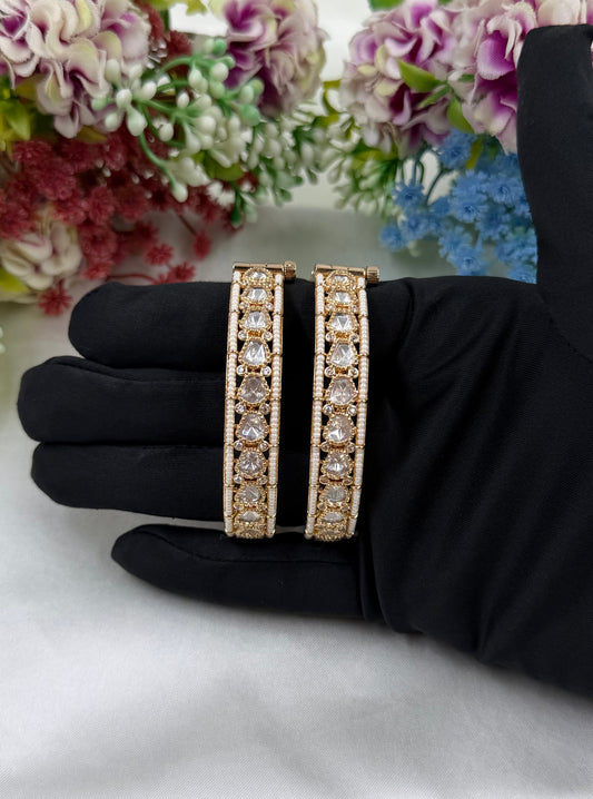 Dhriti Moissanite Bangles (Openable)