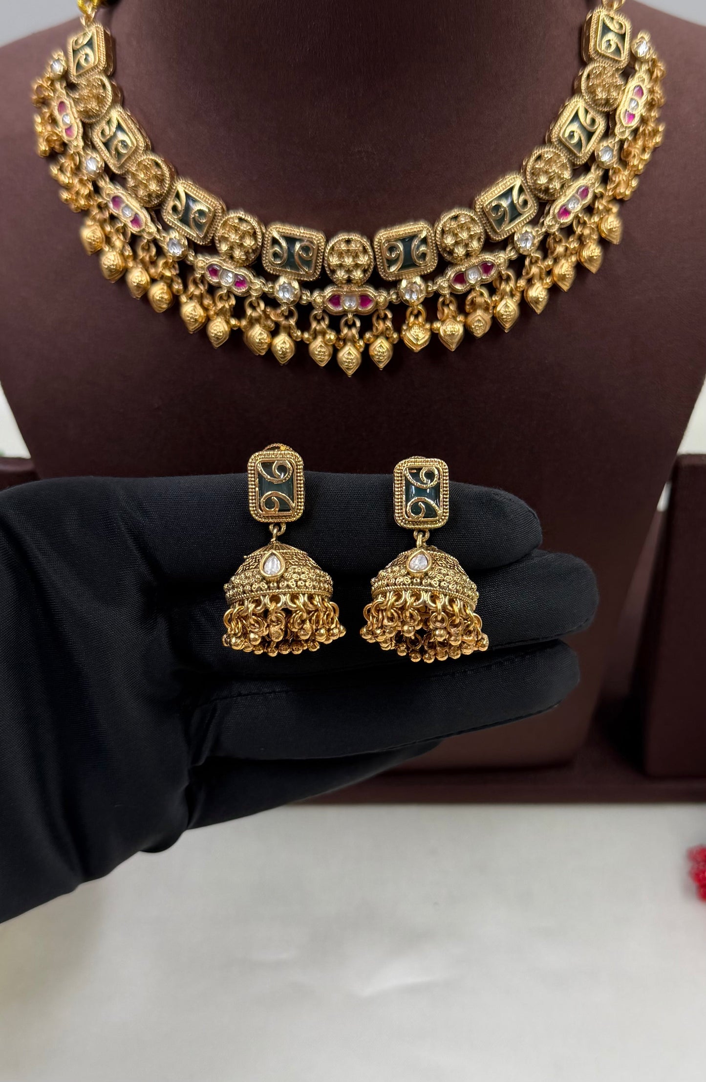 Madhavi Heritage Necklace