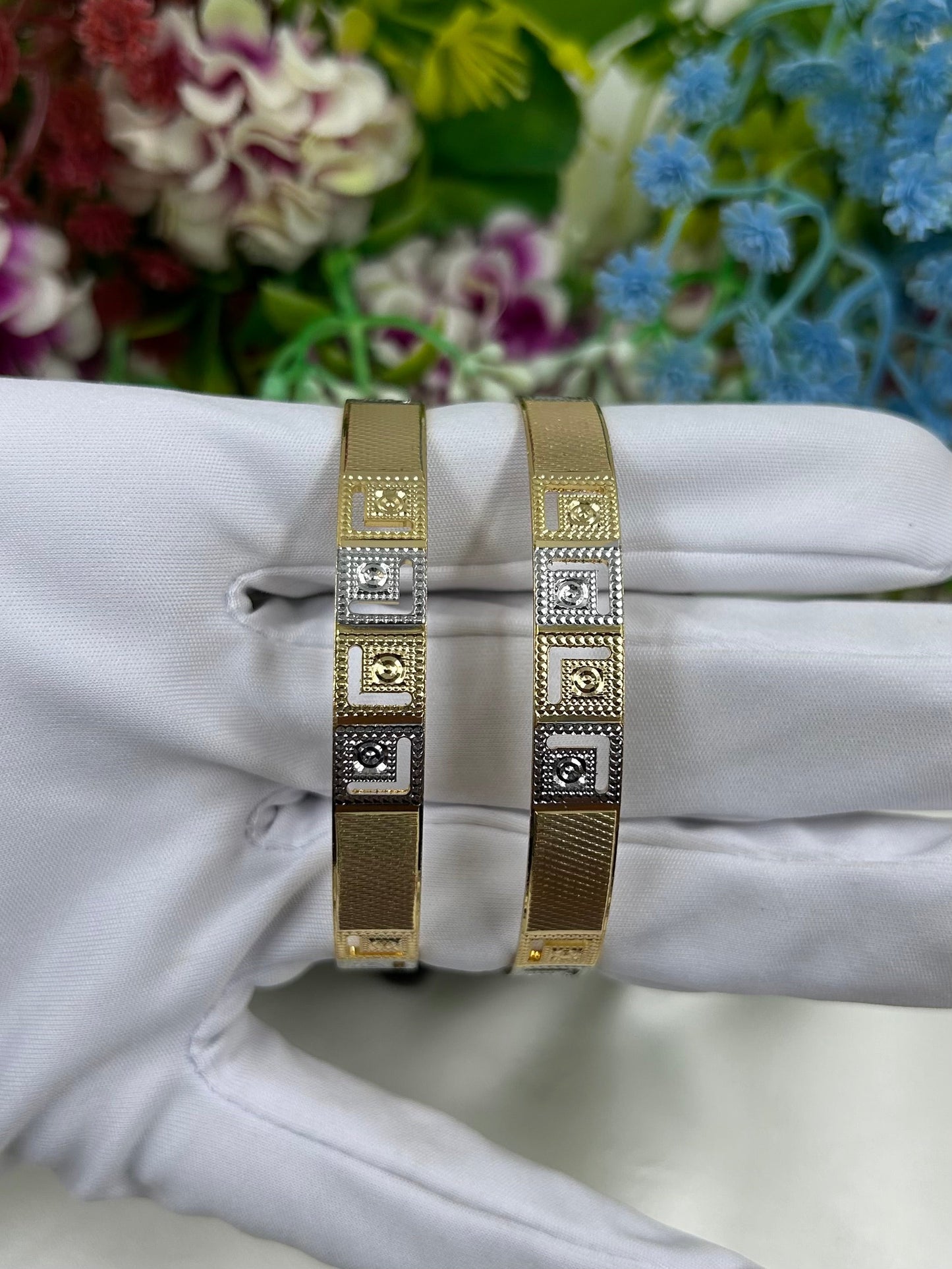 Vedika Premium Two-tone Bangles