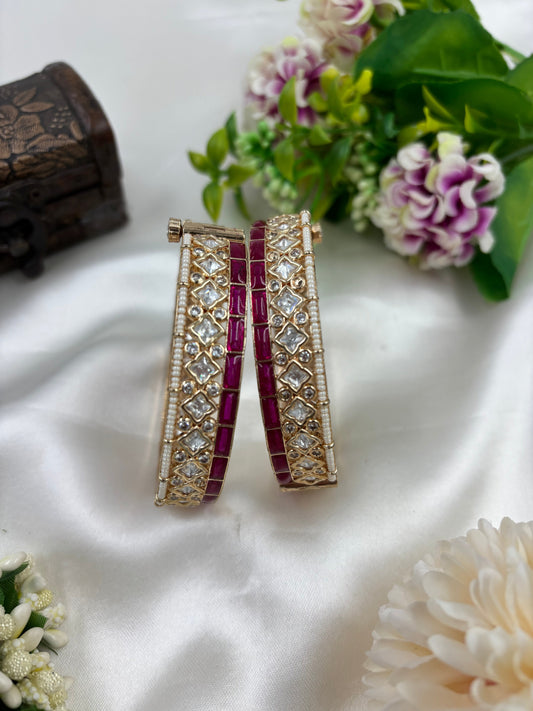 Mania Premium Moissanite Kundan Bangles