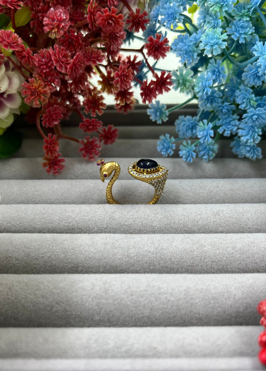 The Royal Peackok Adjustable Kundan Finger Ring (Adjustable)
