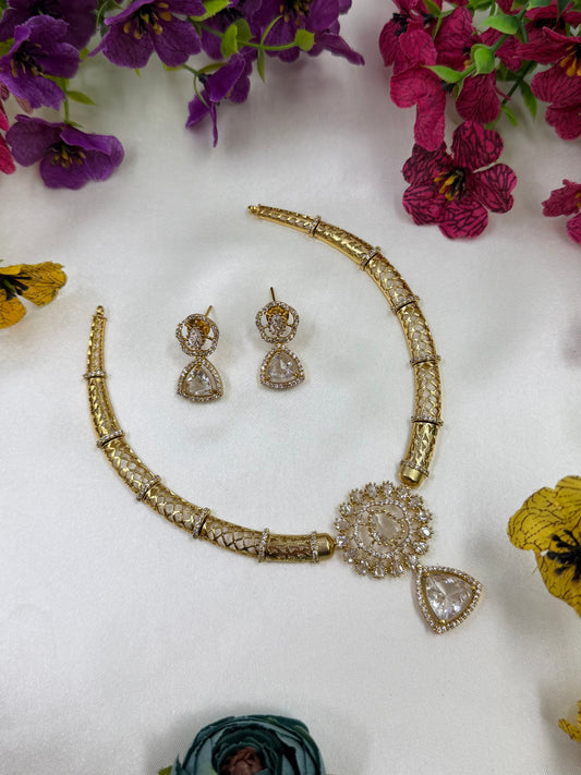 Advika Traditional Hasli Necklace