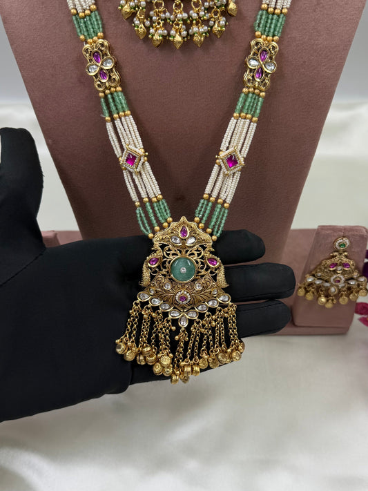 Vyraani Premium Heritage Combo Set