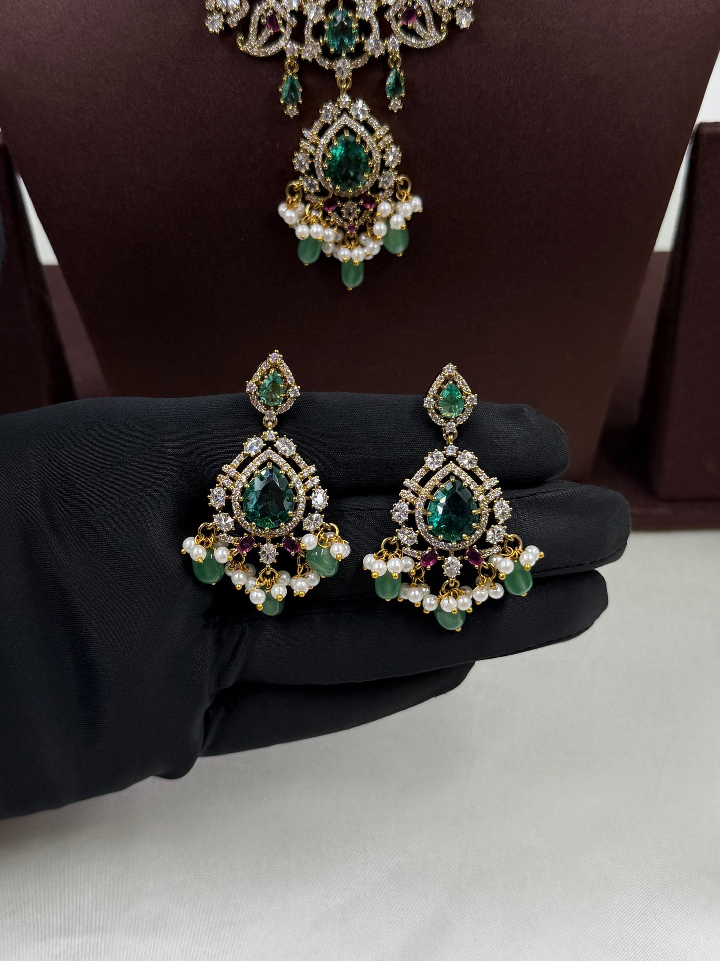 Aroosa Premium Victorian Necklace