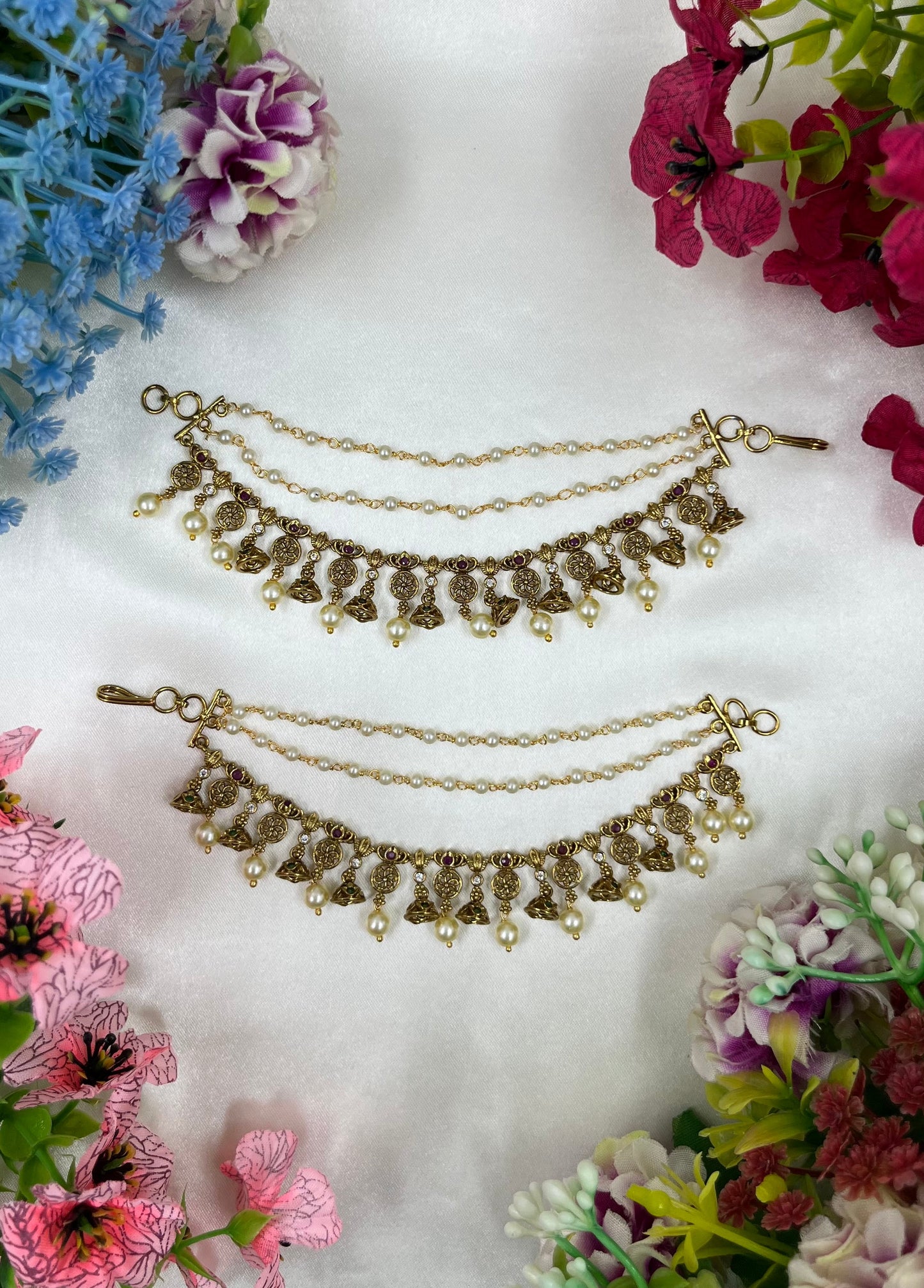 Tanisha Traditional Earchain