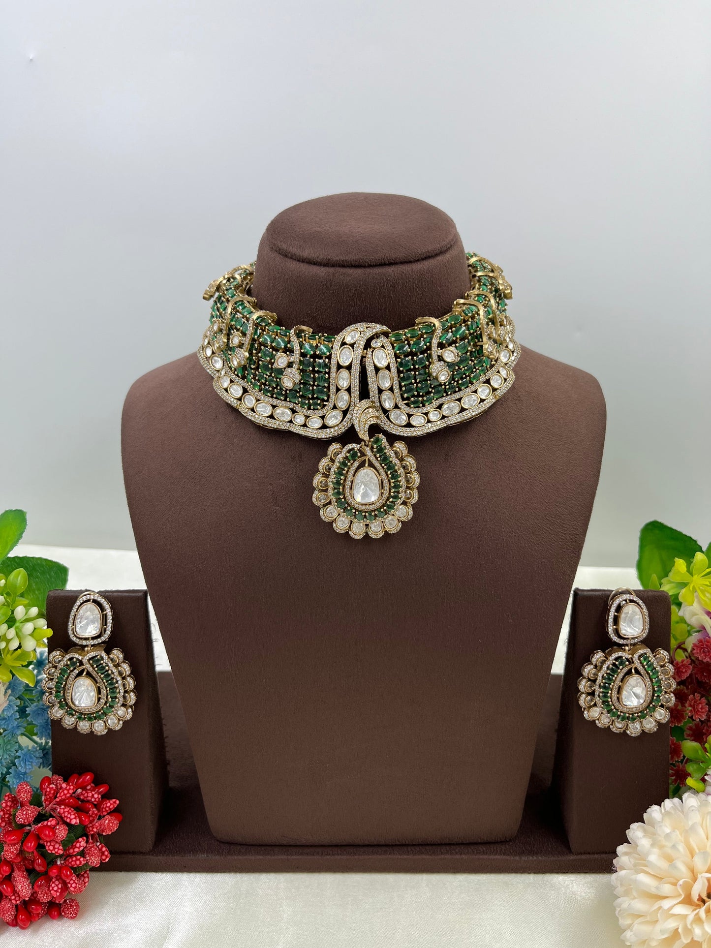 Aisha Premium Kundan Necklace