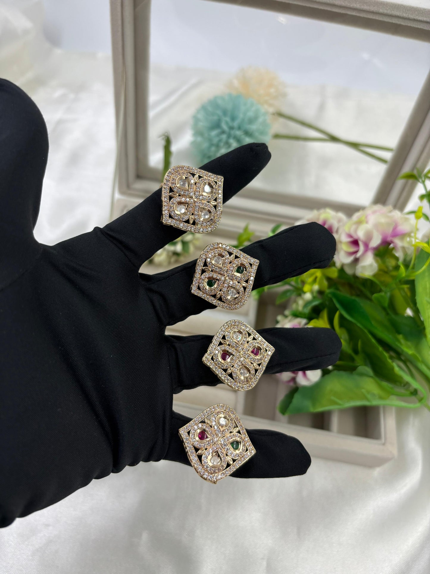 Nivija Premium Moissanite Kundan Fingering