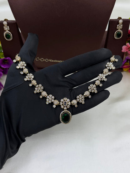 Anne Victorian Delicate Necklace￼
