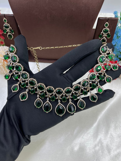 Viba Drop Victorian Necklace set