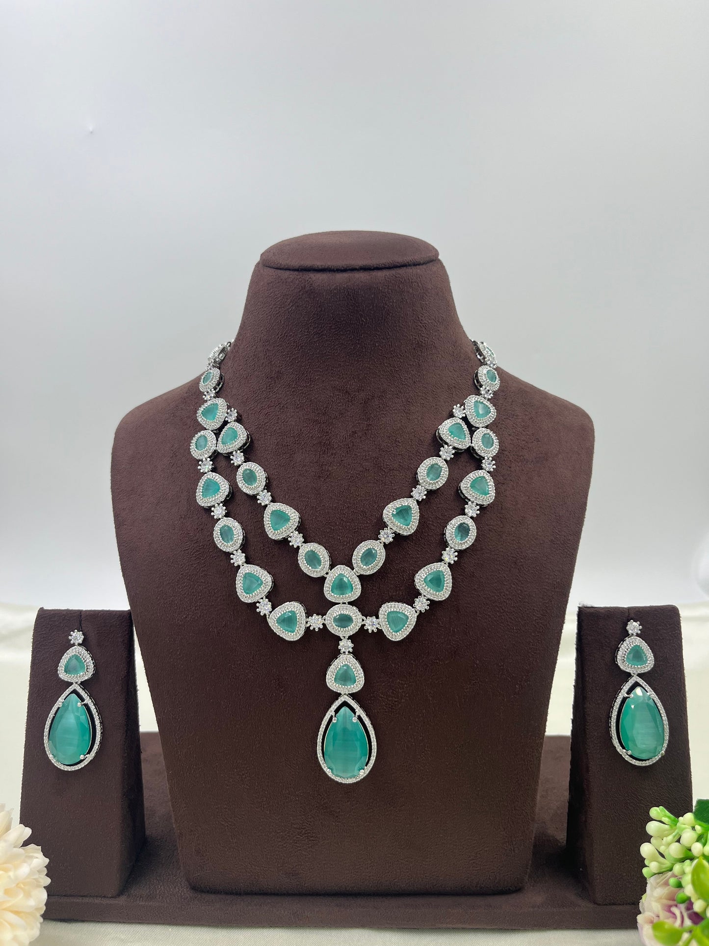 Bijou Premium Ad Necklace