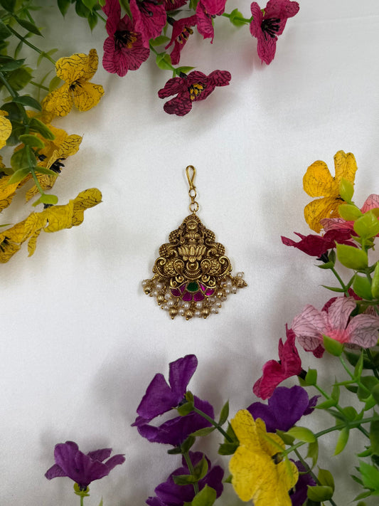 Monami Pachi Kundan South Mang Tika