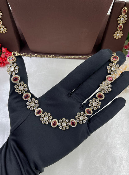 Renu Victorian Necklace