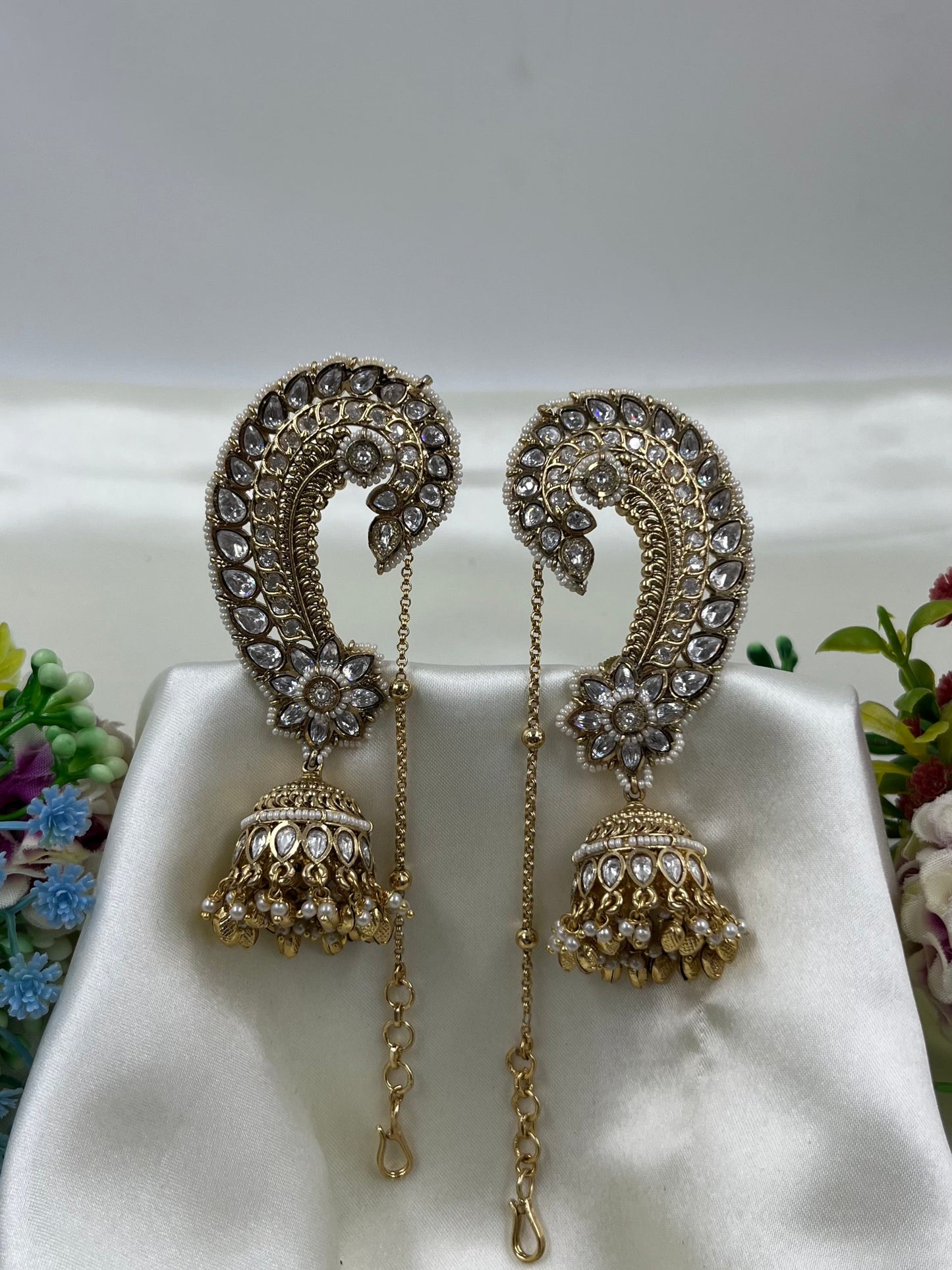 Tanu Traditional Earcuff