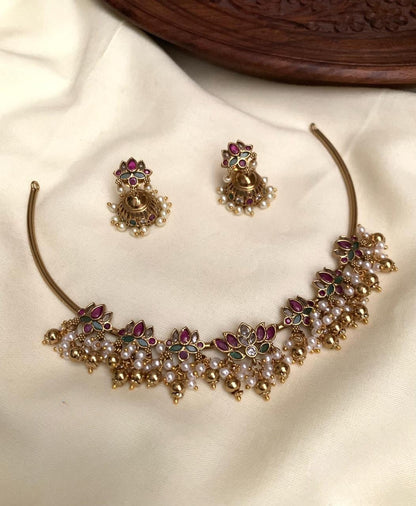 Lotus Pearl Hasli Victorian Necklace Set