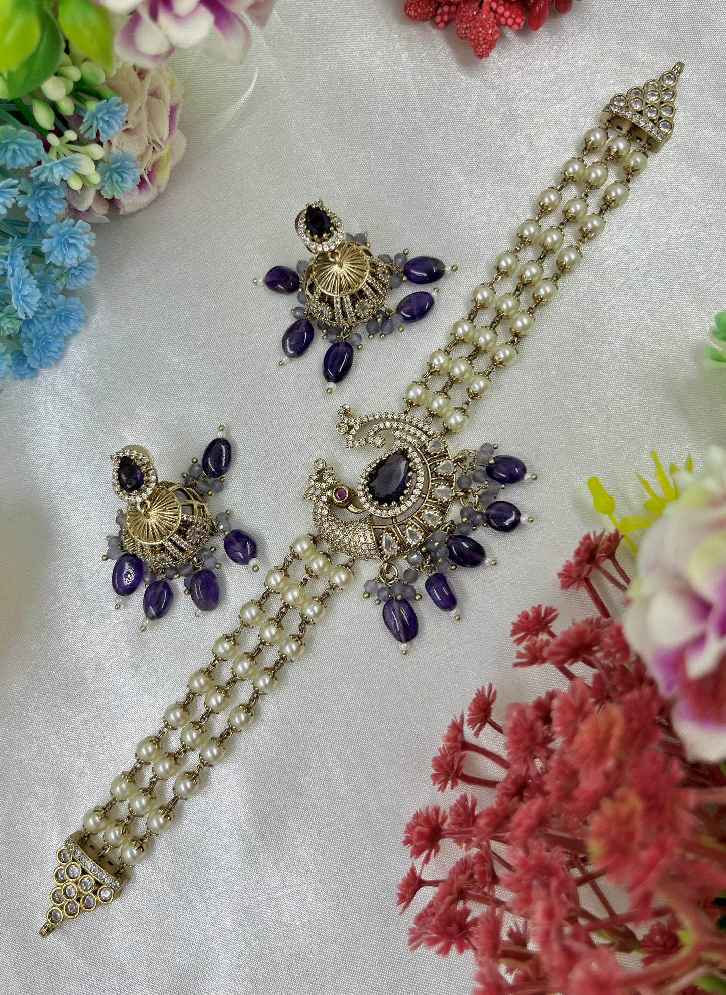 PearlAura Premium Victorian Choker