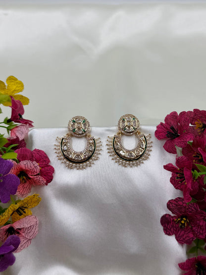 Nayeli Moissanite Earring
