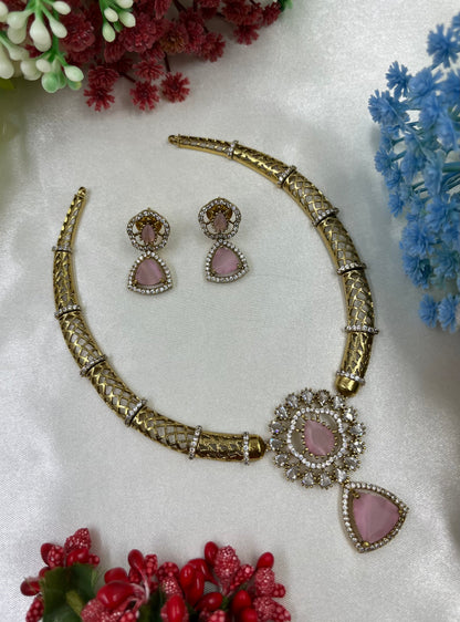 VICTORIAN HASLI NECKLACE