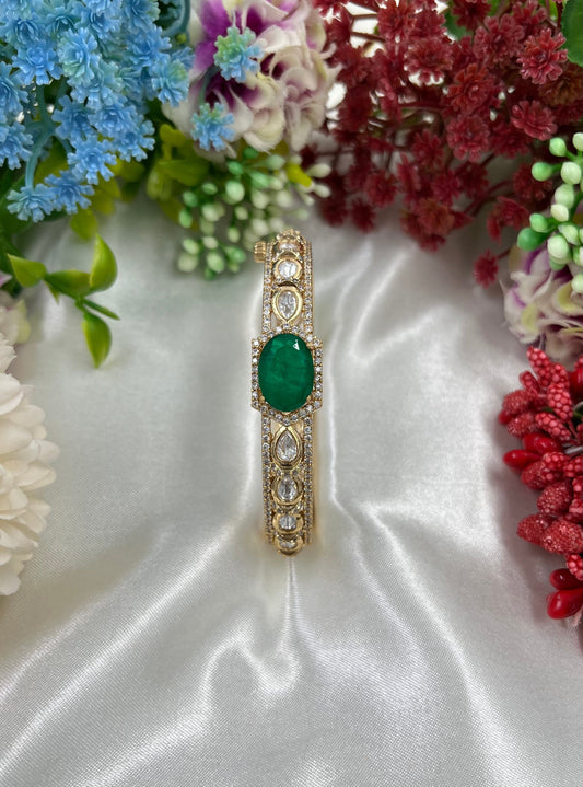 Auravya Moissanite Kundan Bracelet (Openable)