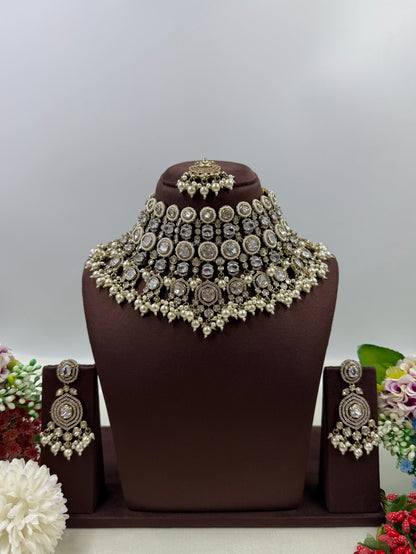 Veenita Victorian Moissanite Choker Necklace Set