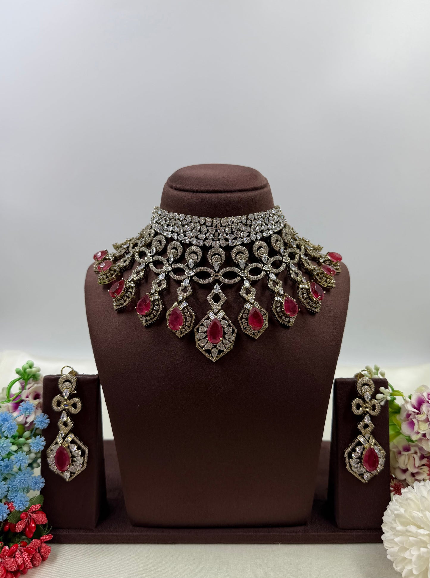 Rohini Victorian American Dimond Choker Necklace