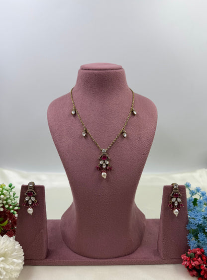 Himani Victorian Chain Pendant Necklace