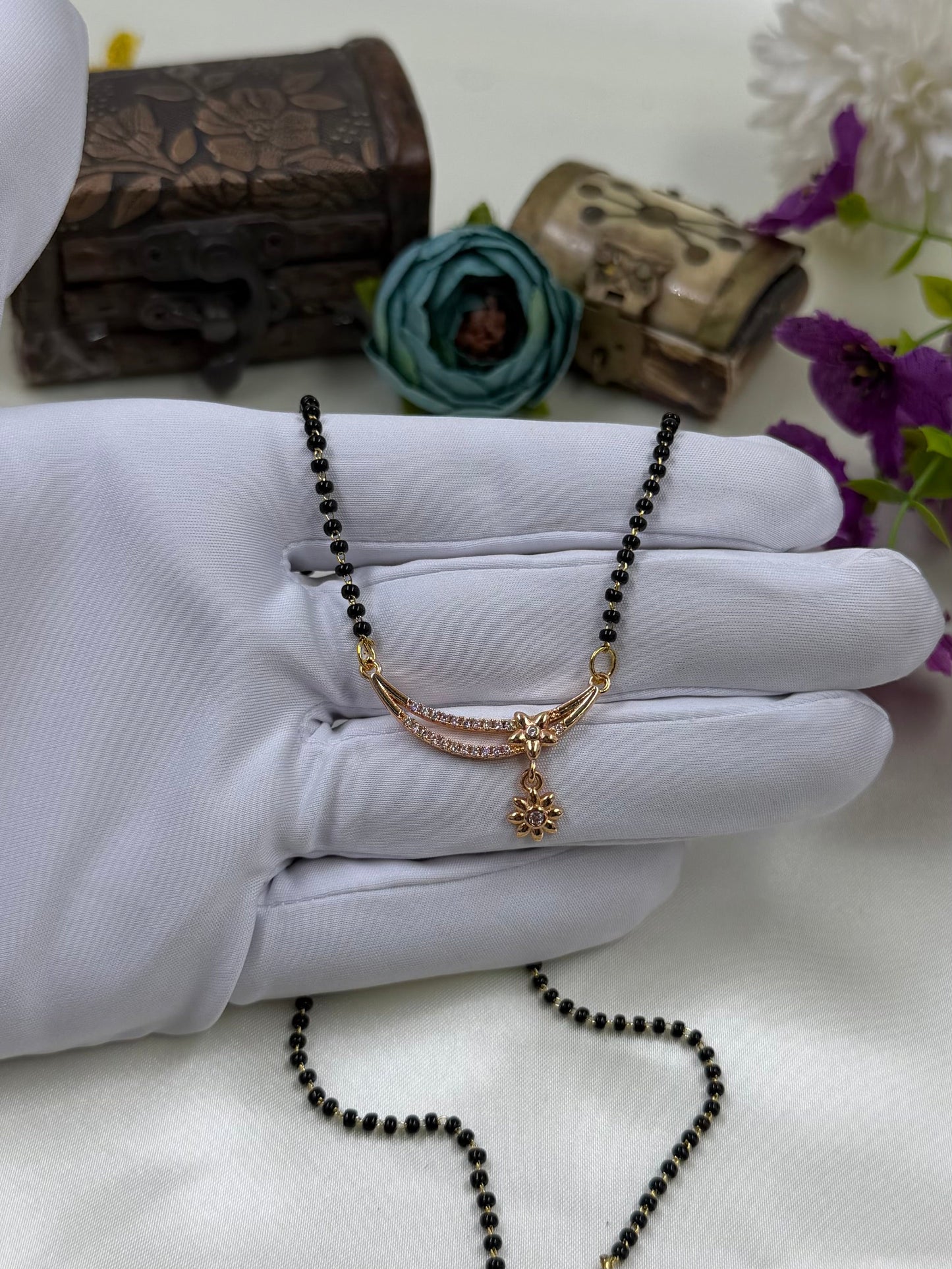 Double Curve Flower Dangler Rose Gold Mangalsutra