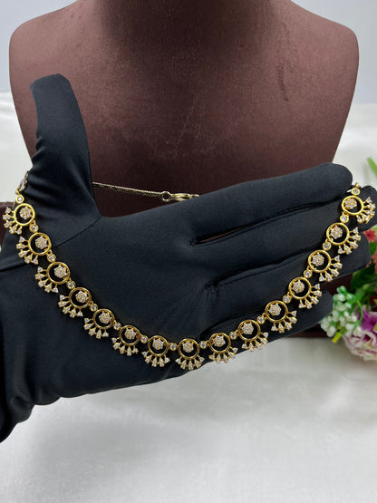 Fiona Delicate Golden Necklace Set