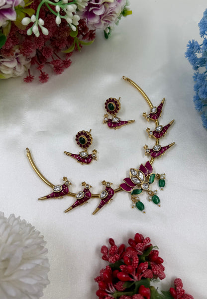 Tara Traditional Hasli Necklace