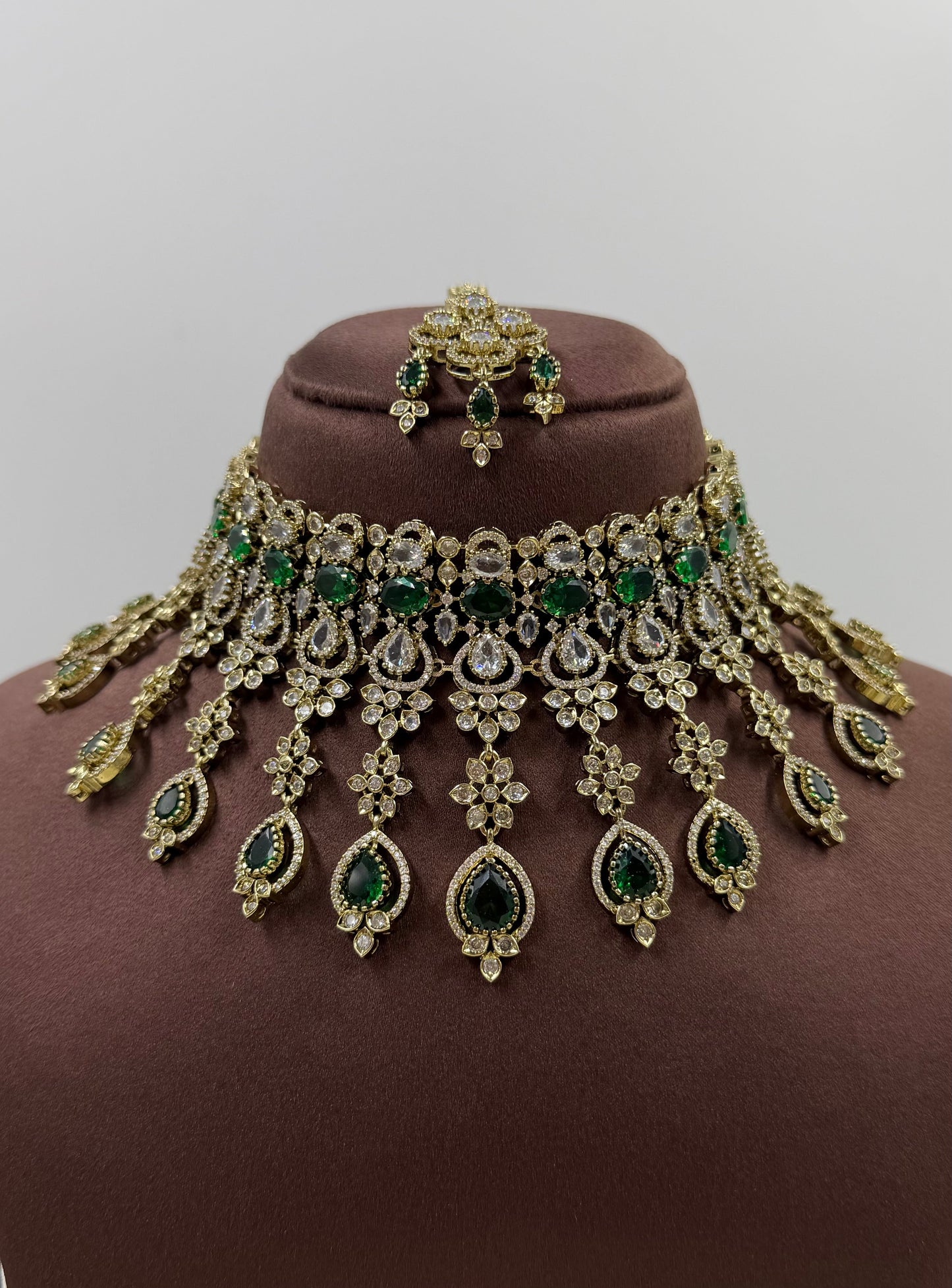 Daksha Premium Victorian Choker NecklaceSet