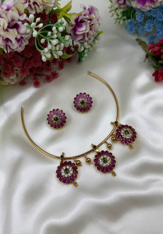 Esha Traditional Hasli Necklace