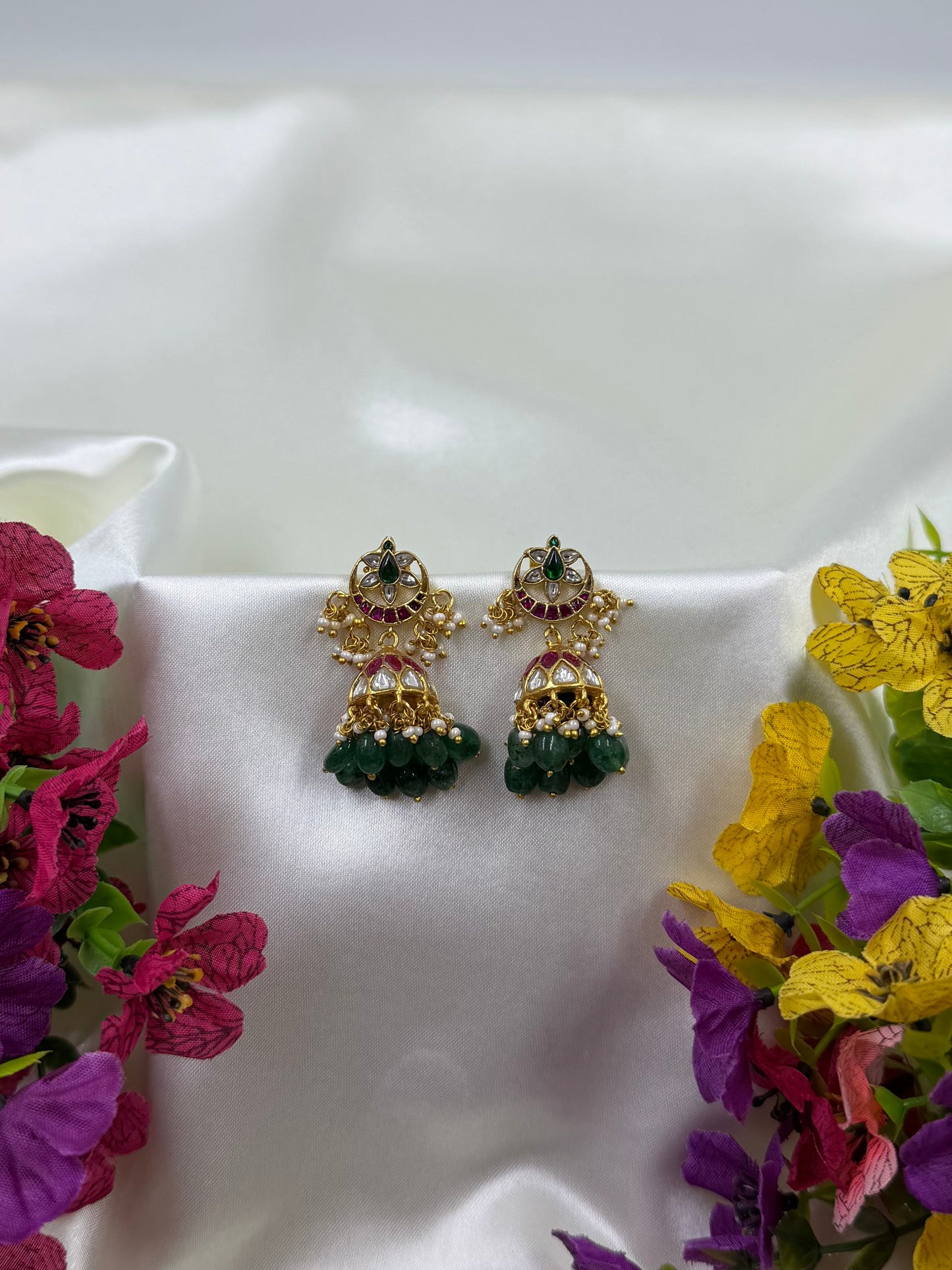 Megha Jadau Pachi Kundan Jumka