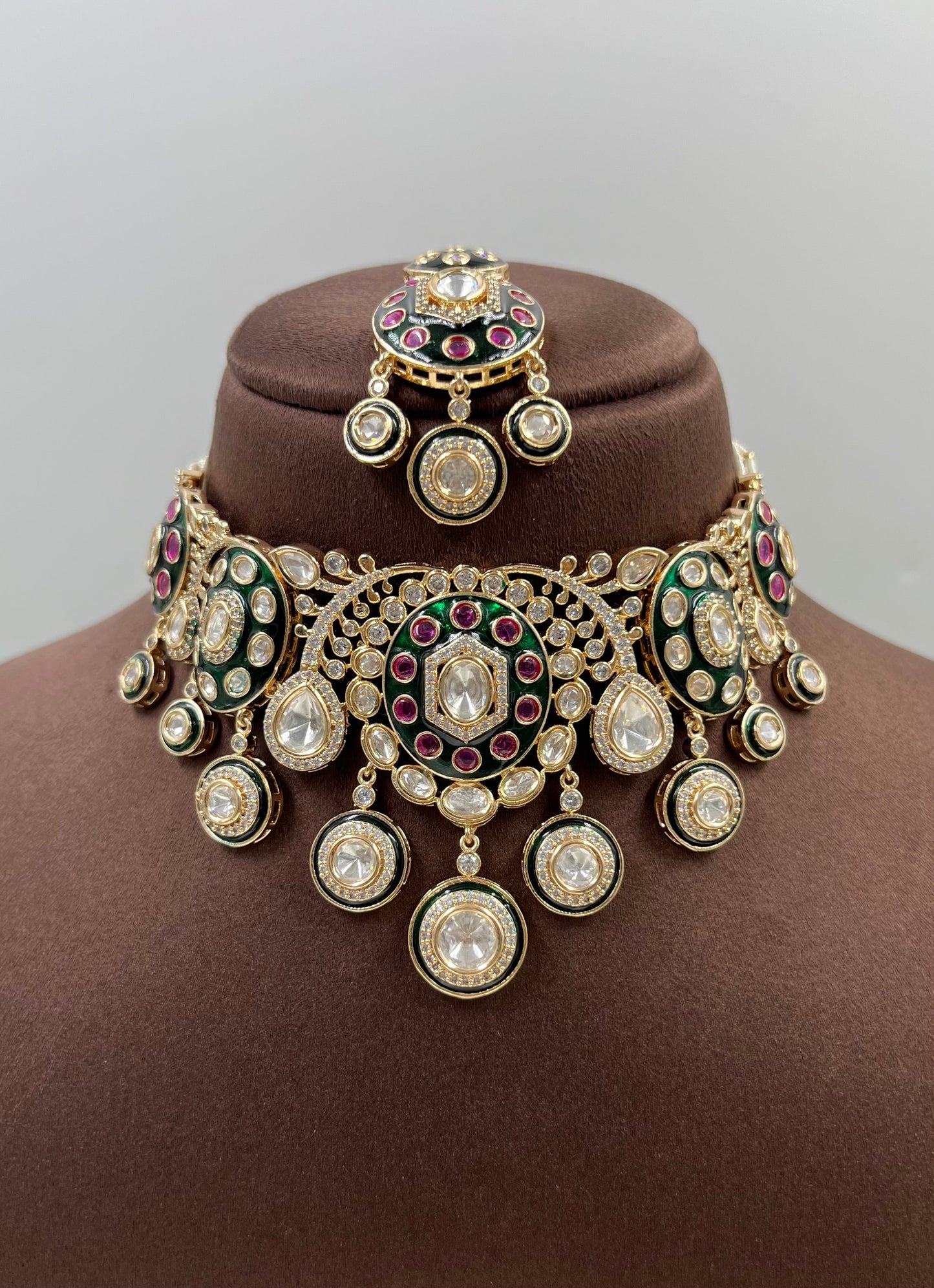 Eshani Moissanite Kundan Choker Necklace