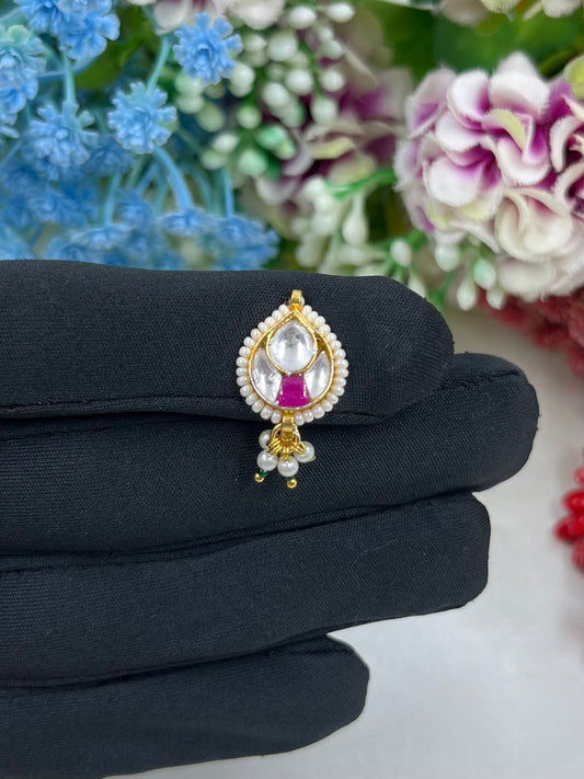 Madhavi Pachi Kundan Nose Ring
