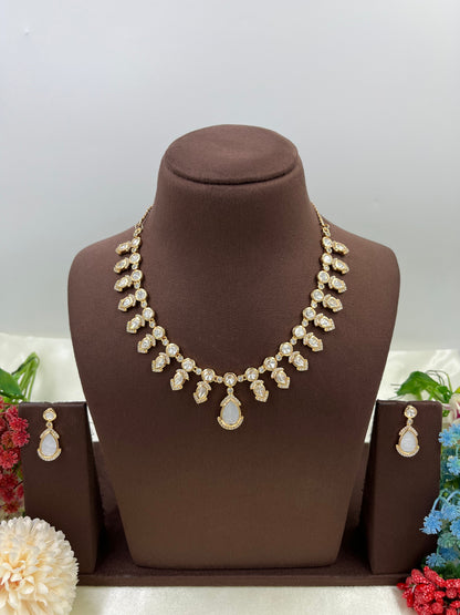 Eterna Moissanite Kundan Necklace