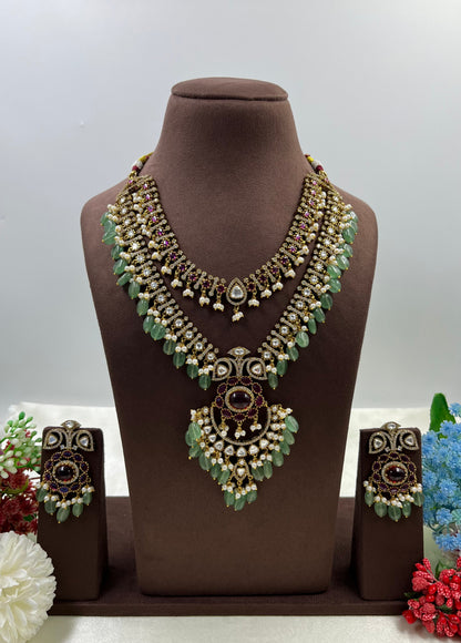 Niharika Pearl Victorian Necklace Set