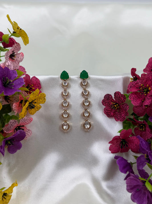 Nia Moissanite Earring