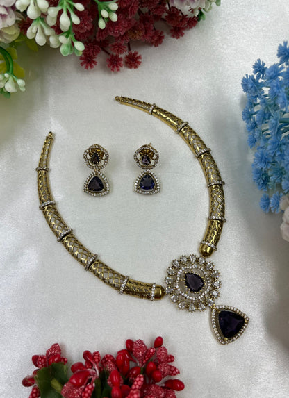 VICTORIAN HASLI NECKLACE