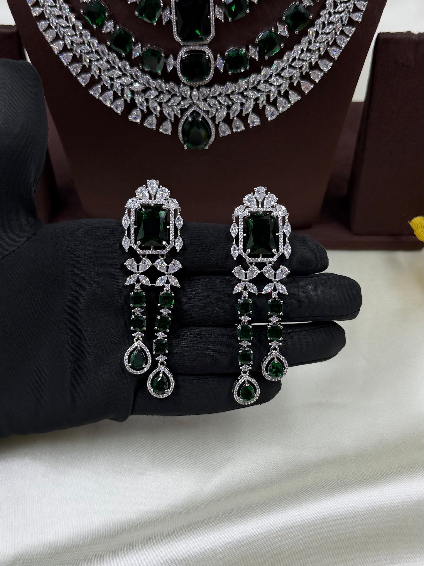 Arathi American Diamond Necklace