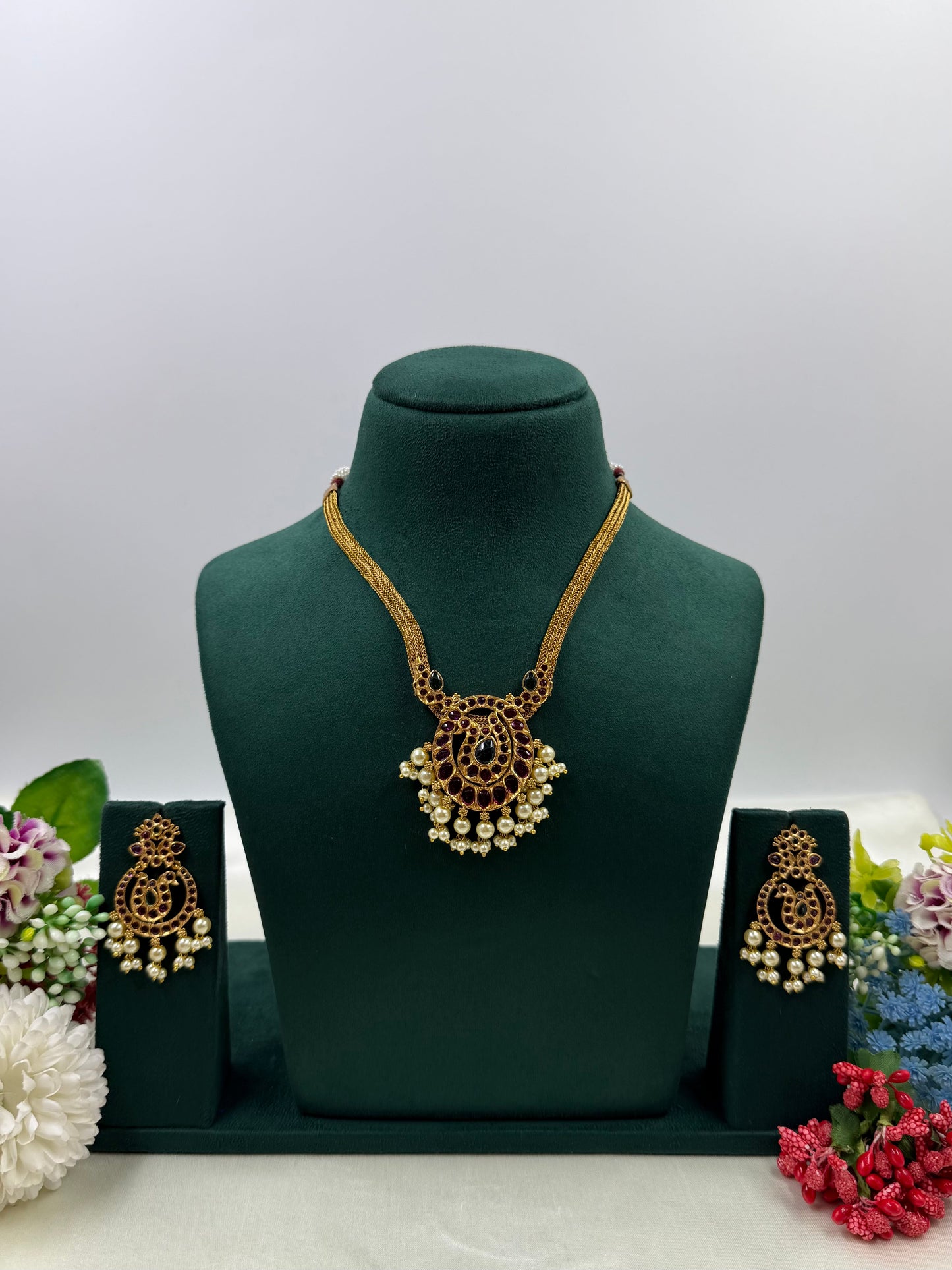 Komal Traditional Necklace