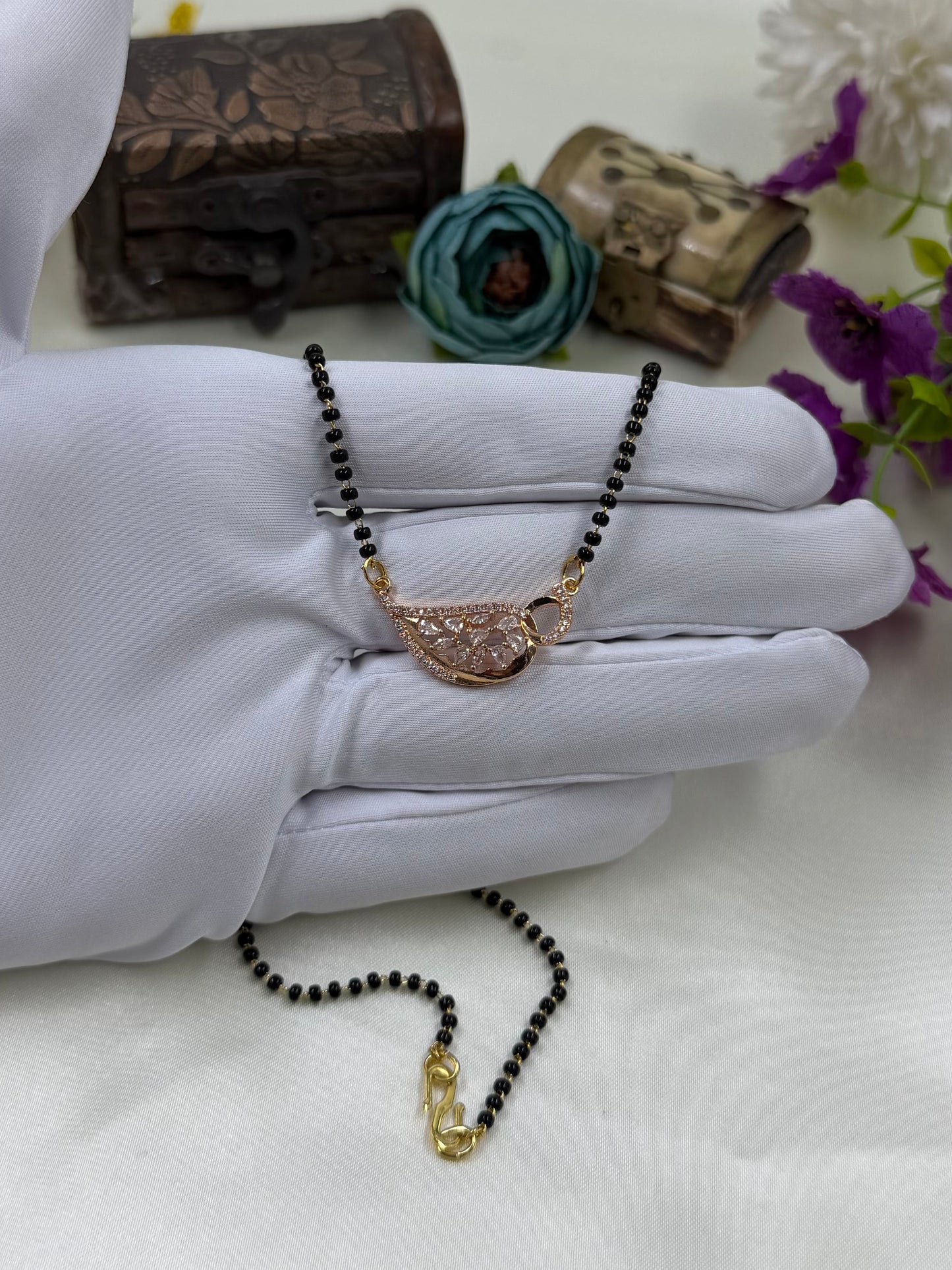 Asymmetric Floral Rose Gold Mangalsutra