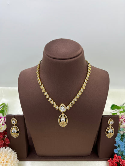 Delicate Single Line Victorian Drop Design Necklace.