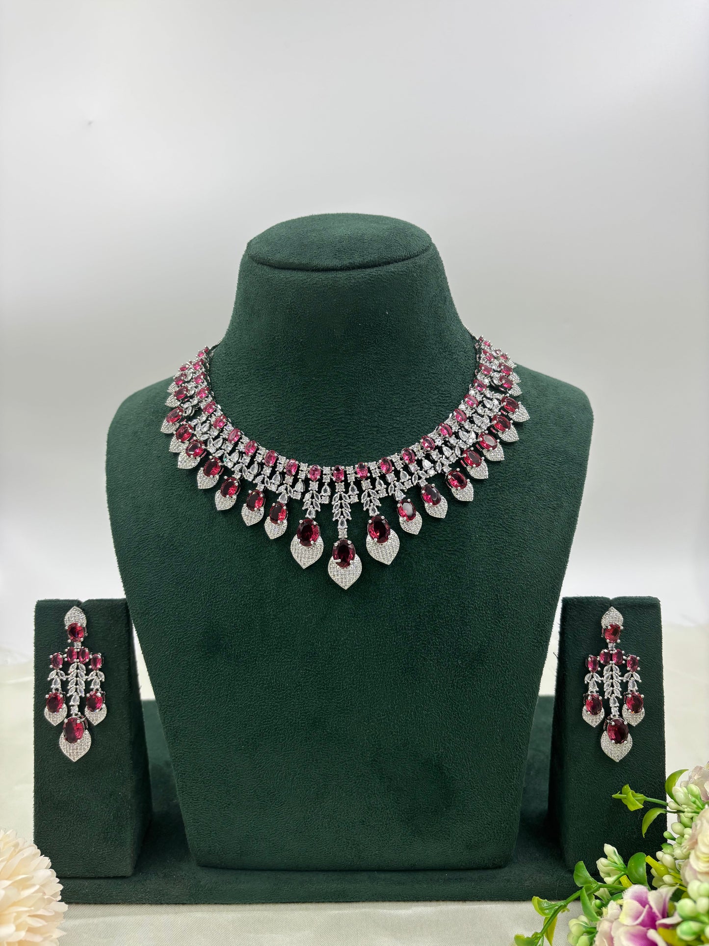 Viona V Shape American Necklace Set hu
