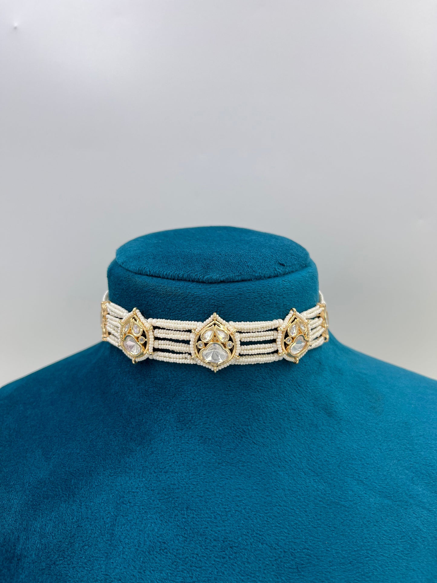 Pihu Moissanite Pearl Choker