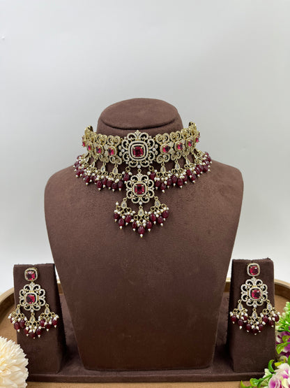 Jwellspire Victorian Necklace