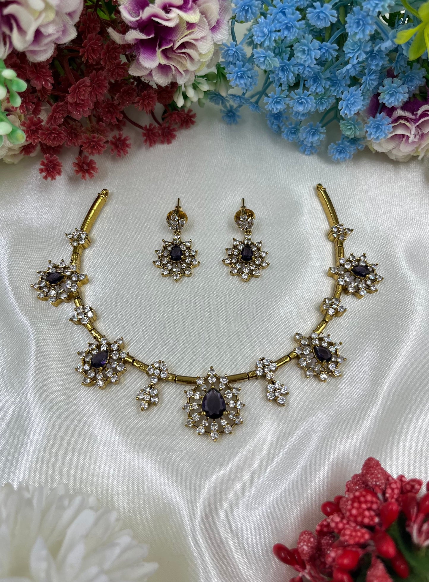 Amara Panna Hasli Necklace