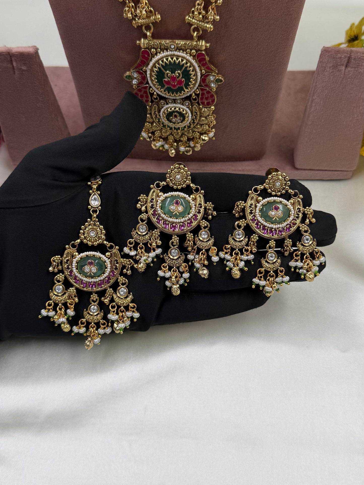 Kusum Heritage Combo Set