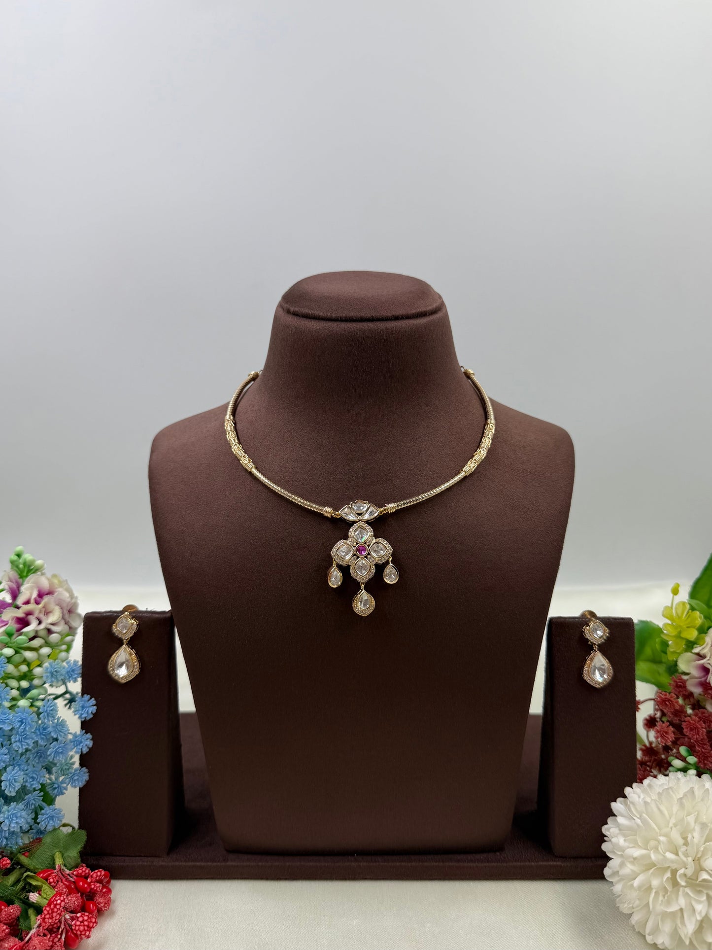 Hailey Moissanite Hasli Necklace