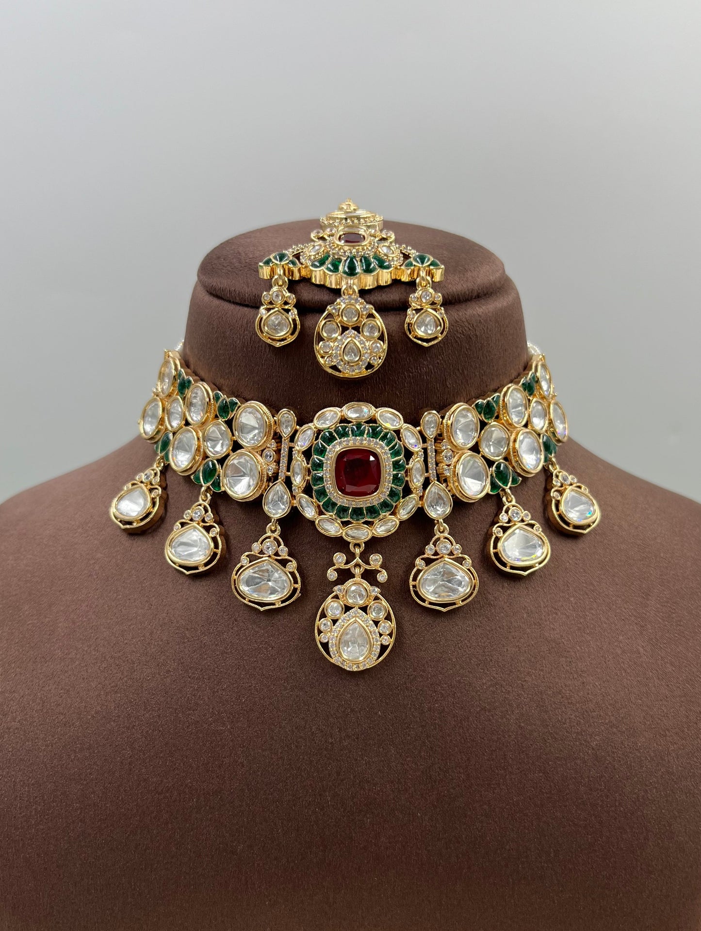 Nayab Moissanite Kundan Choker Necklace