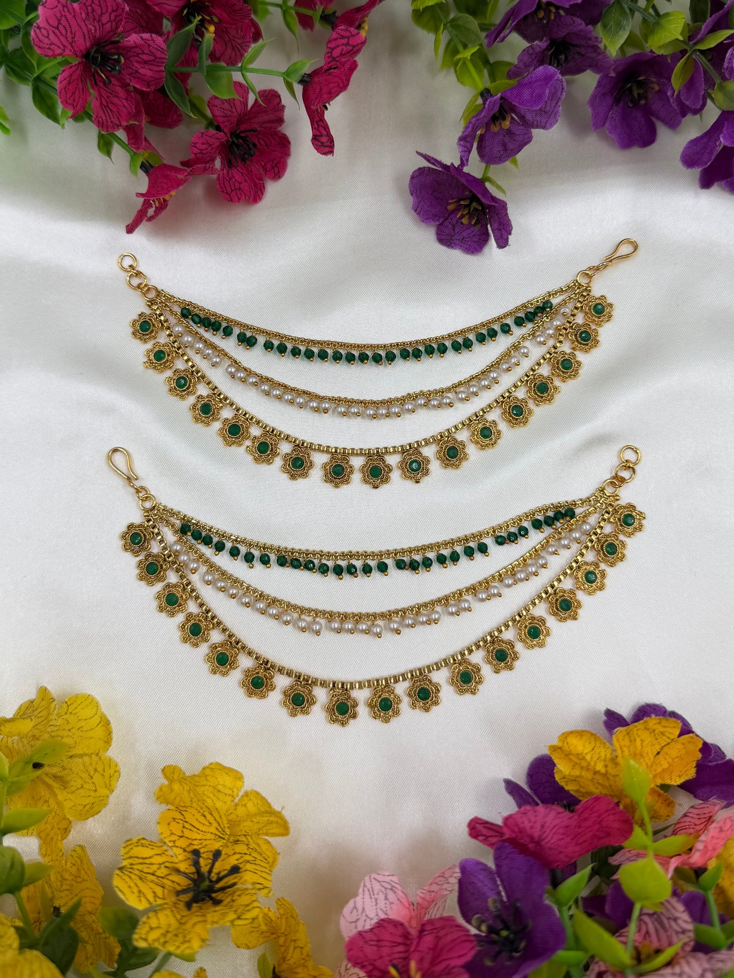Roshni Moti Earchain