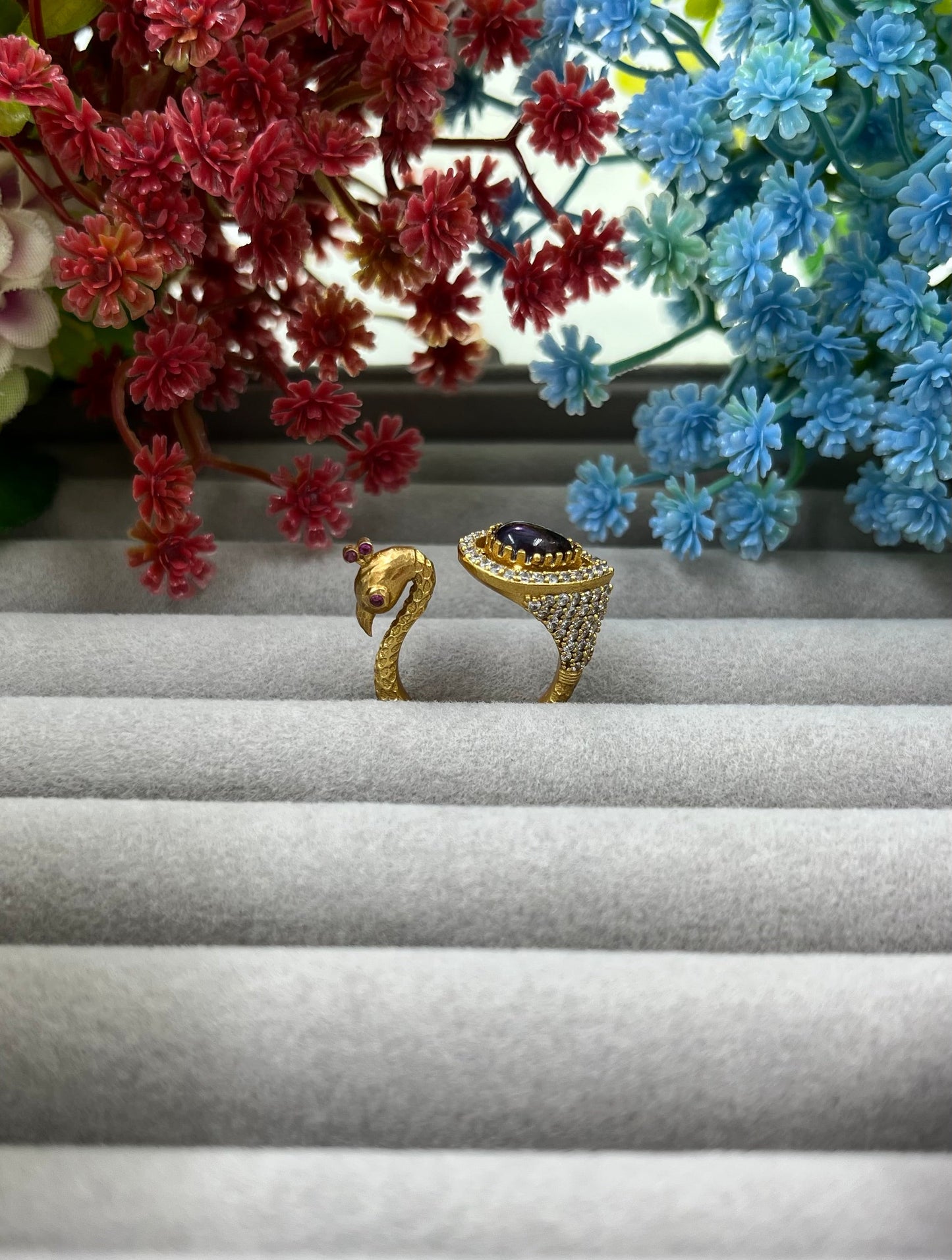 The Royal Peackok Adjustable Kundan Finger Ring (Adjustable)